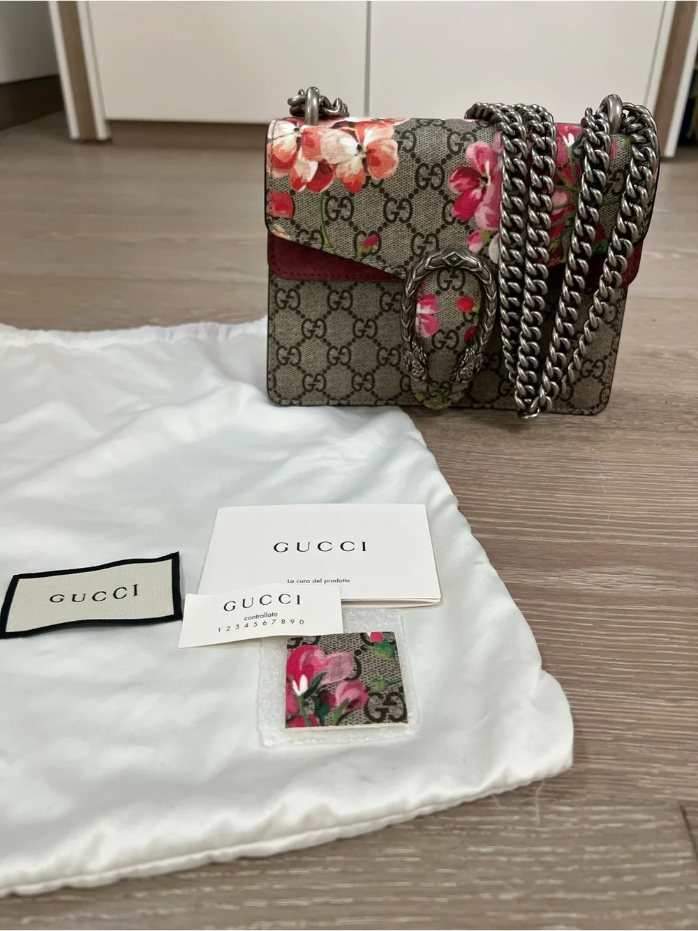 Gucci Dionysus Bloom Chain Bag - Picture 1 of 8